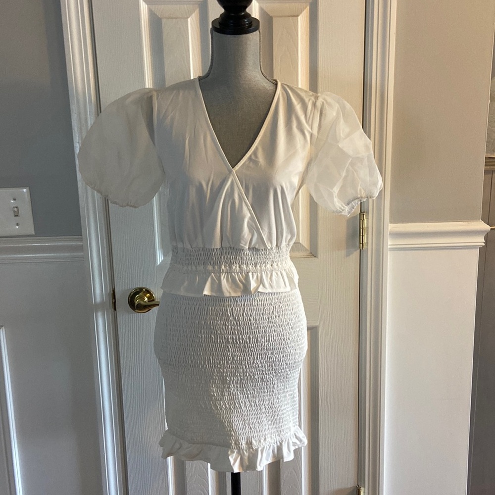 Idem Ditto White Puffy Sleeve Dress